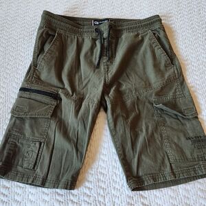 Akademiks Cargo Shorts Size M